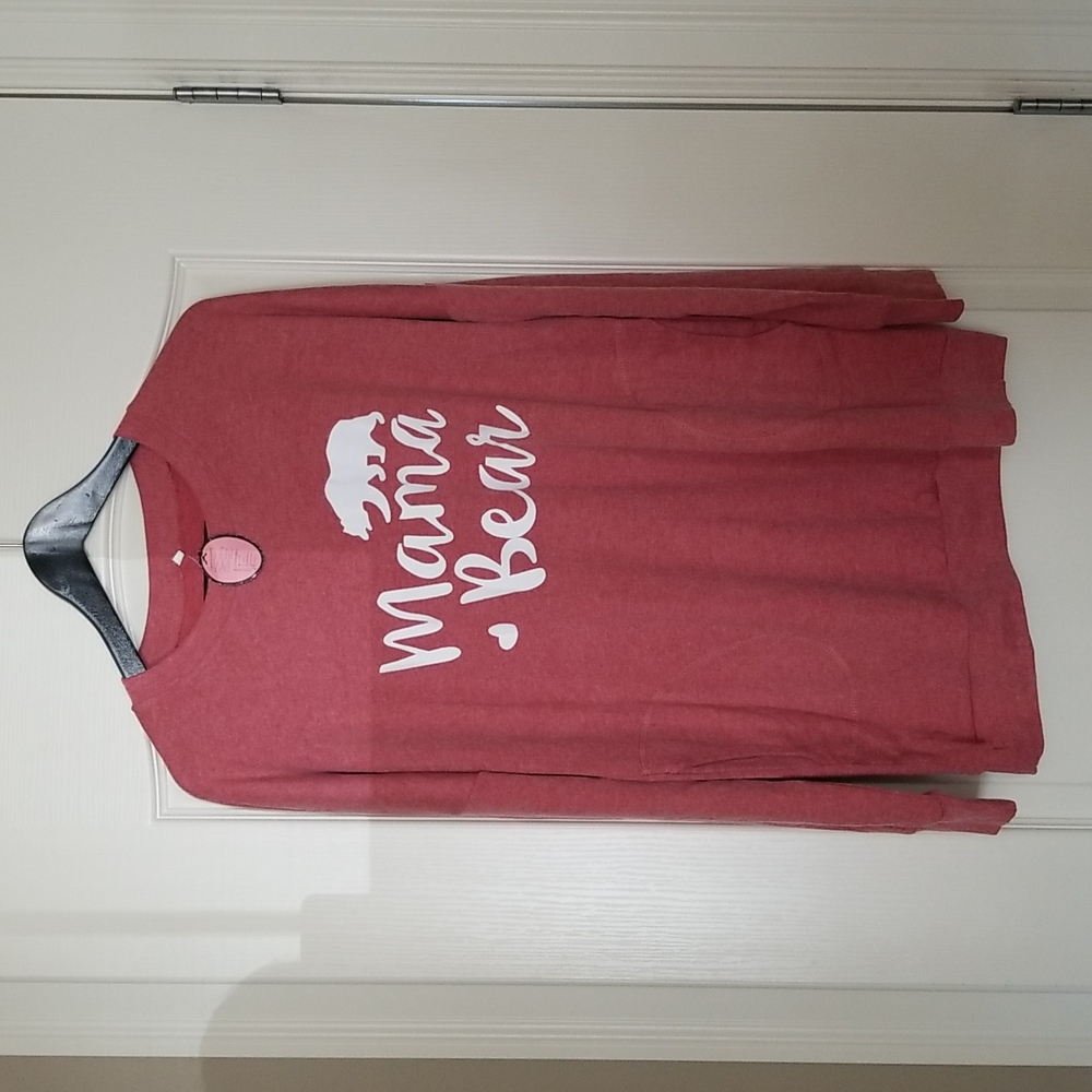 NWOT Women's Mama Bear Loose Round Neck Long Sleeve T-shirt Brick Red Size L